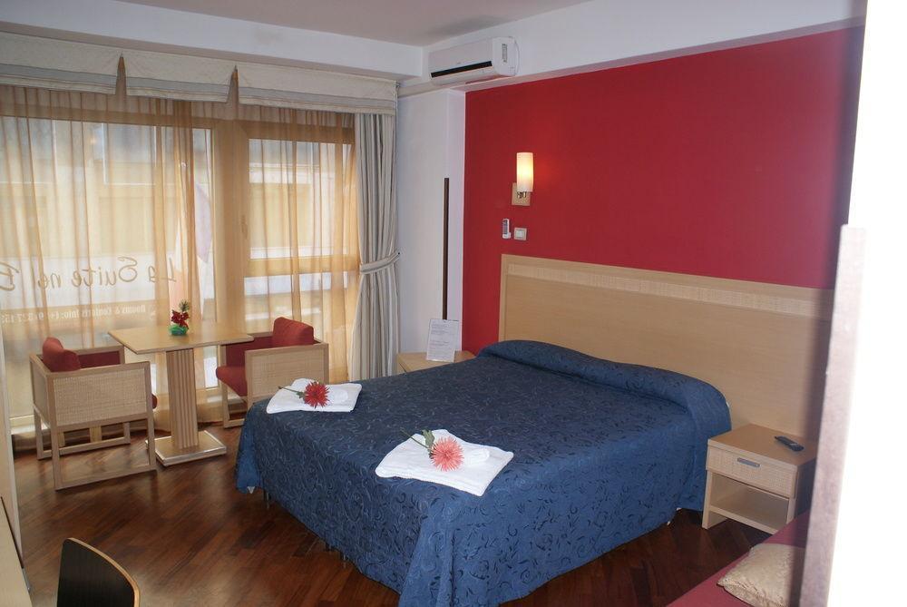 Couette-café Crossing - & Comforts Catane