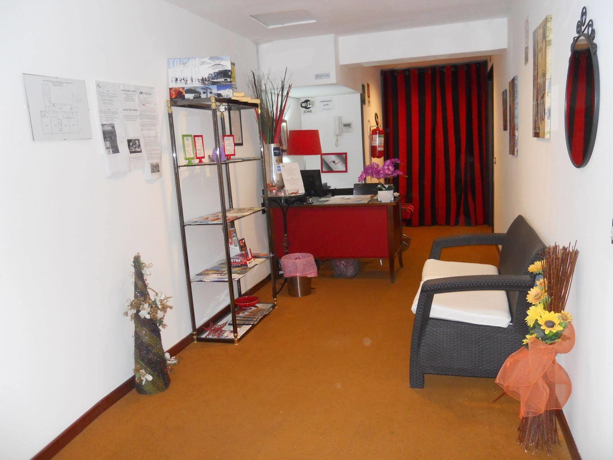 Crossing - & Comforts Couette-café 2*