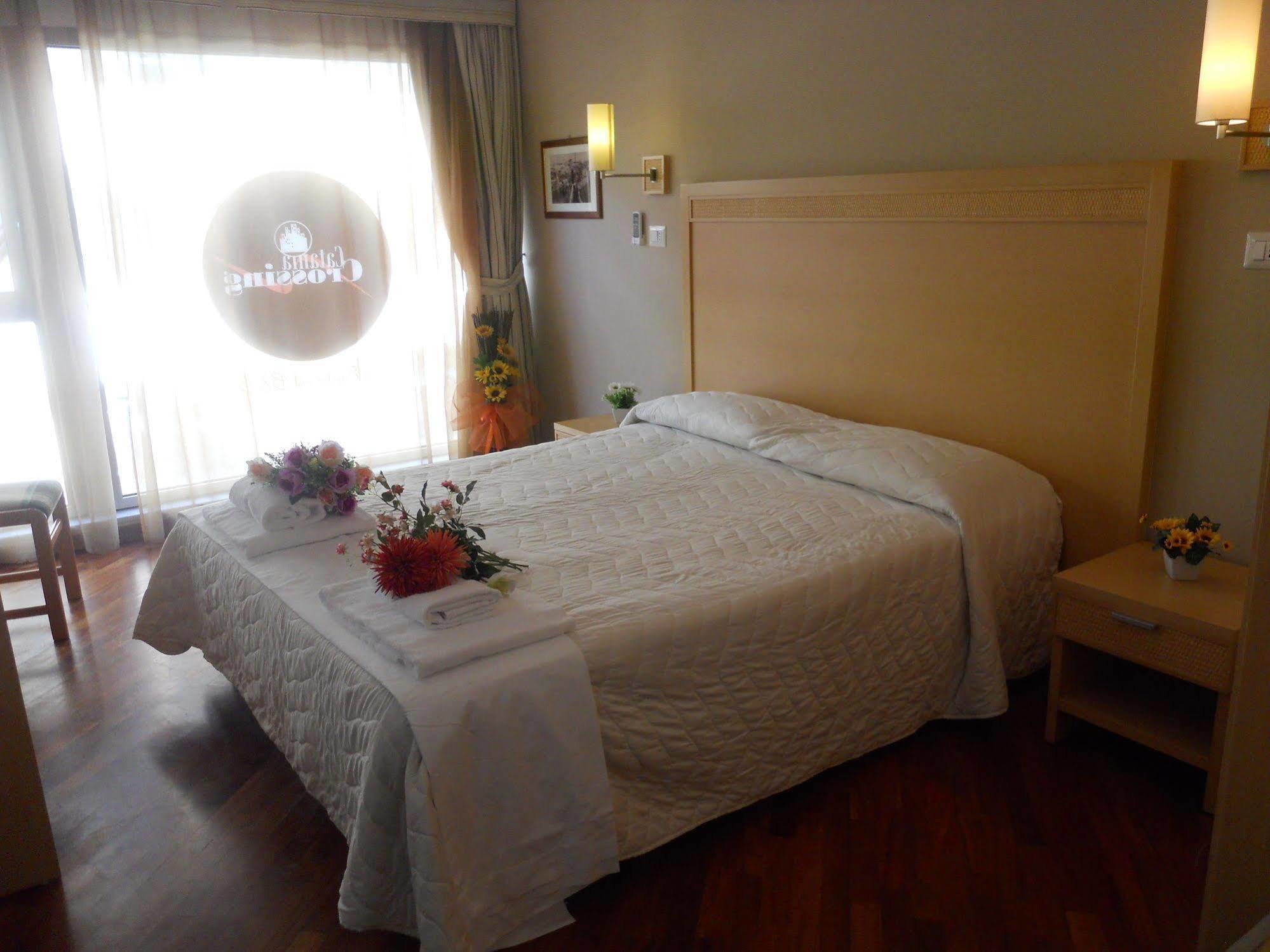 Couette-café Crossing - & Comforts